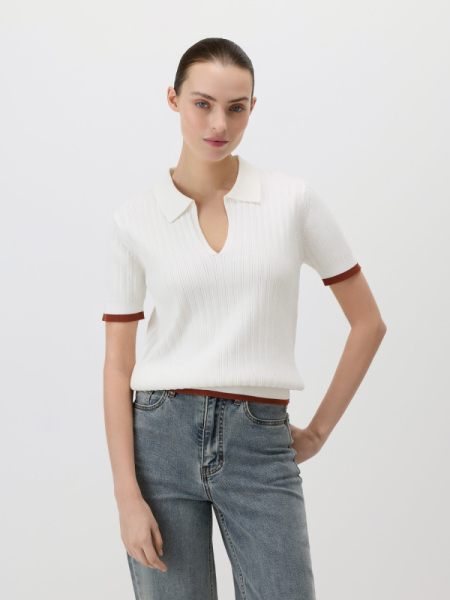 Пуловер в стиле поло