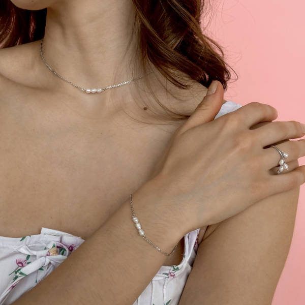 Браслет с 3 жемчужинами The Reason, цвет: серебро, брс жем3 купить онлайн