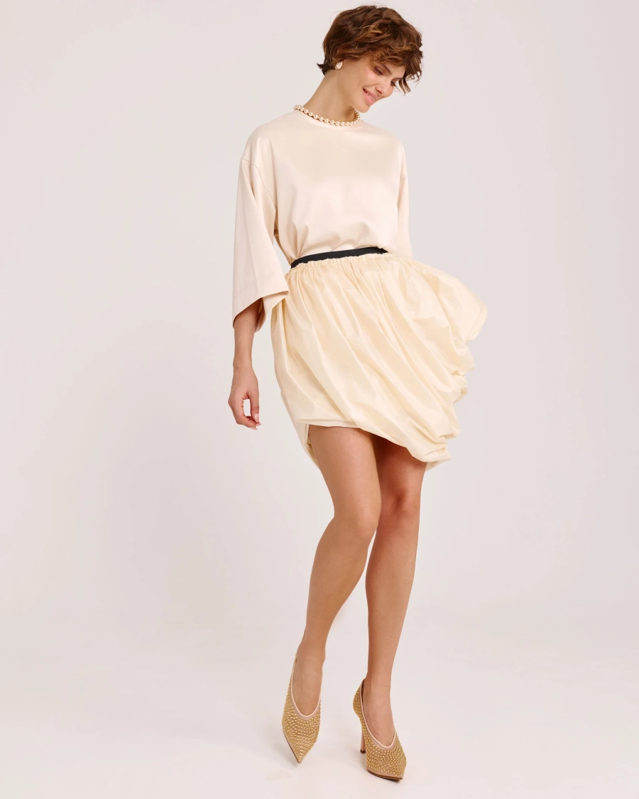 Футболка из атласа PEARL Anmuse, цвет: кремовый, TSH23W52-PRL купить онлайн