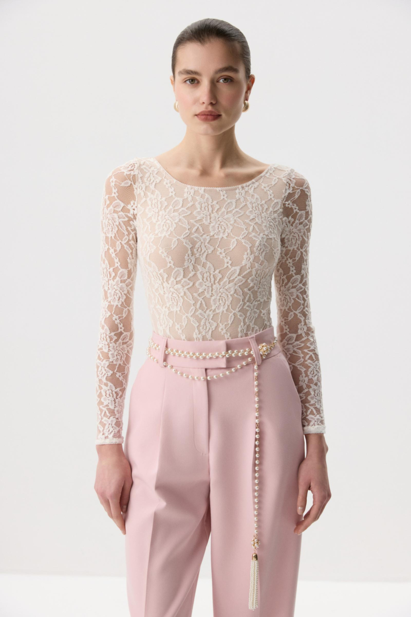 Боди из эластичного кружева с длинным рукавом