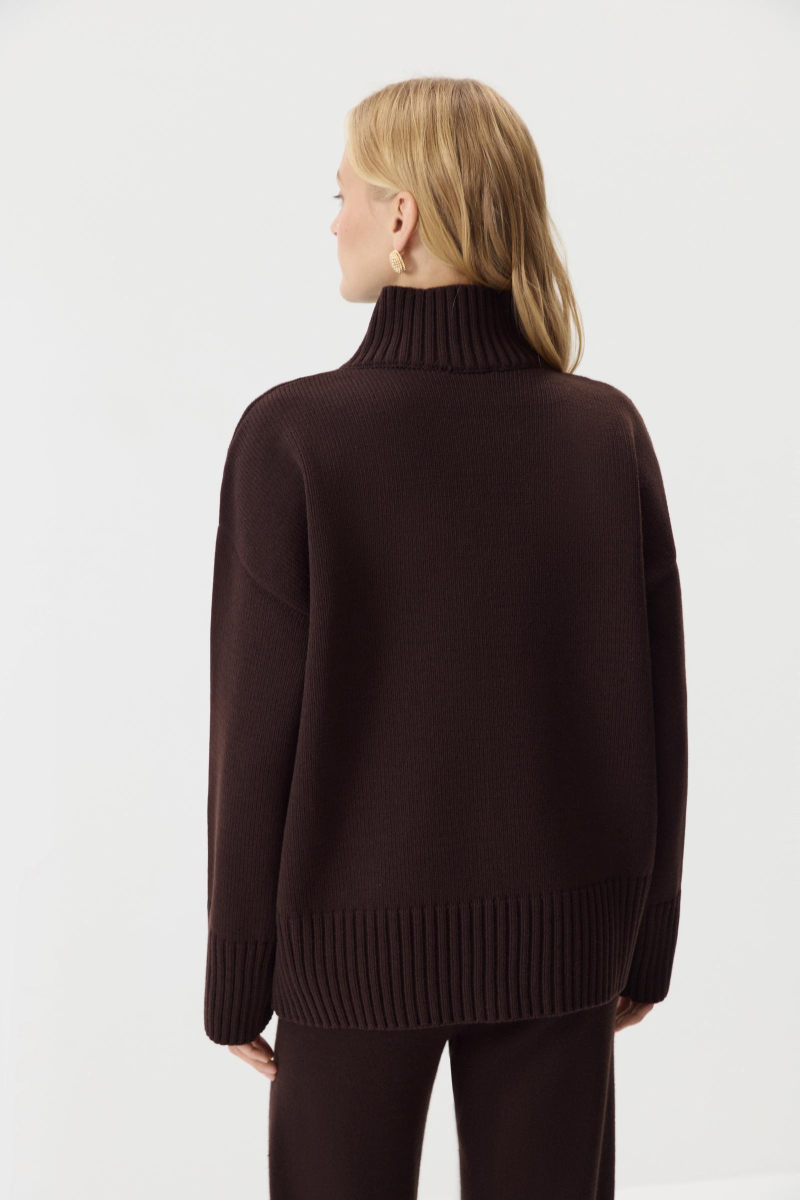 Свитер со стойкой из шерсти мериноса Charmstore, цвет: шоколадный, 314-44898-551 купить онлайн