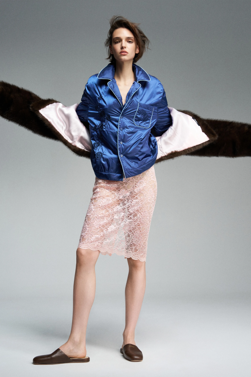 Утепленная рубашка с вышивкой