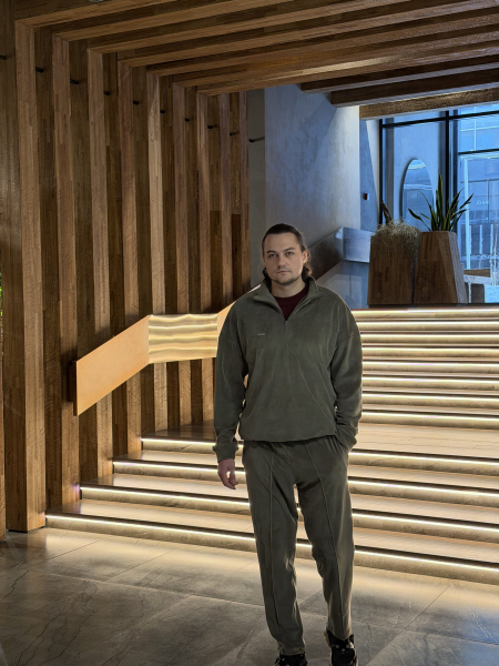 Анорак Велюр мужской GARCHIT, цвет: хаки, GMVelAnKh купить онлайн