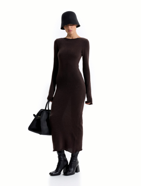 Вязанное платье макси