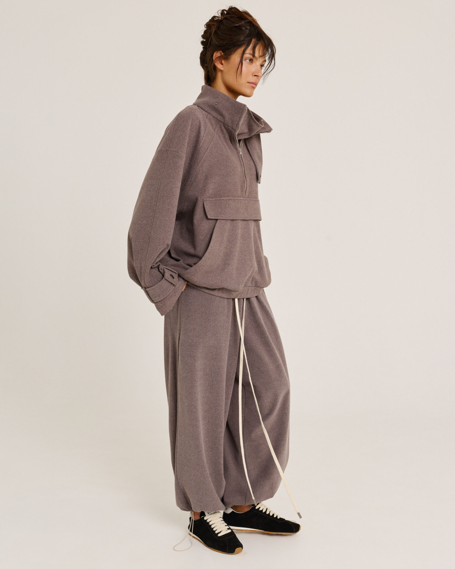 Брюки из фланели BROWN Anmuse, цвет: коричневый, TR25W206-BROWN-1 купить онлайн