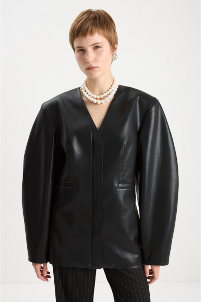Жакет из эко-кожи О-силуэта