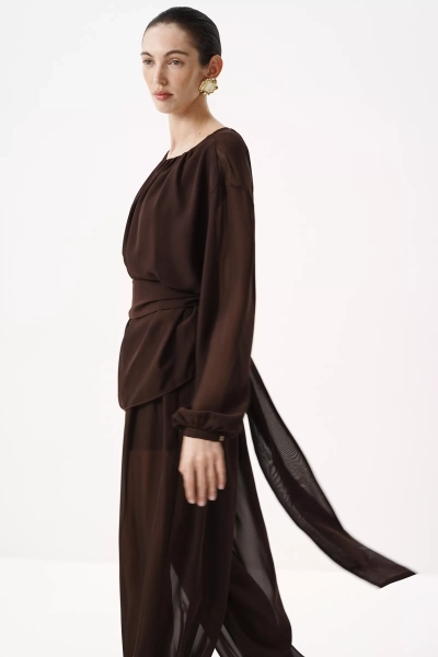 Блуза с поясом из шифона Charmstore, цвет: шоколадный, 102-63161-551 купить онлайн
