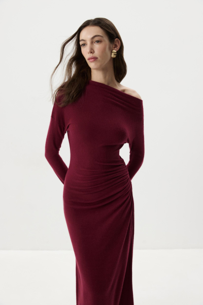 Платье с драпировкой из мягкого трикотажа Charmstore, цвет: винный, 207-512107-451 купить онлайн