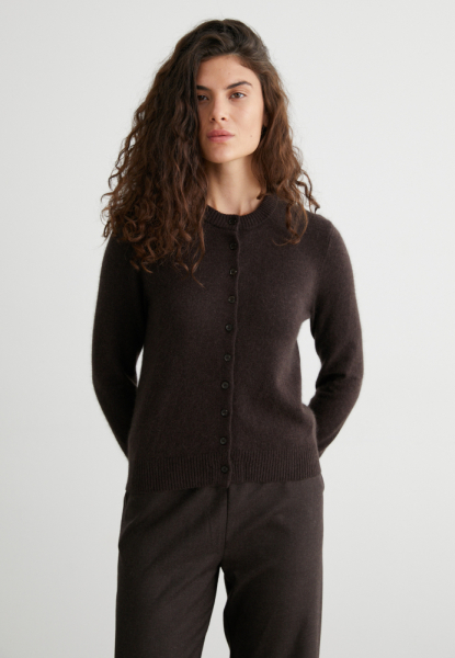 Кардиган на пуговицах Pola