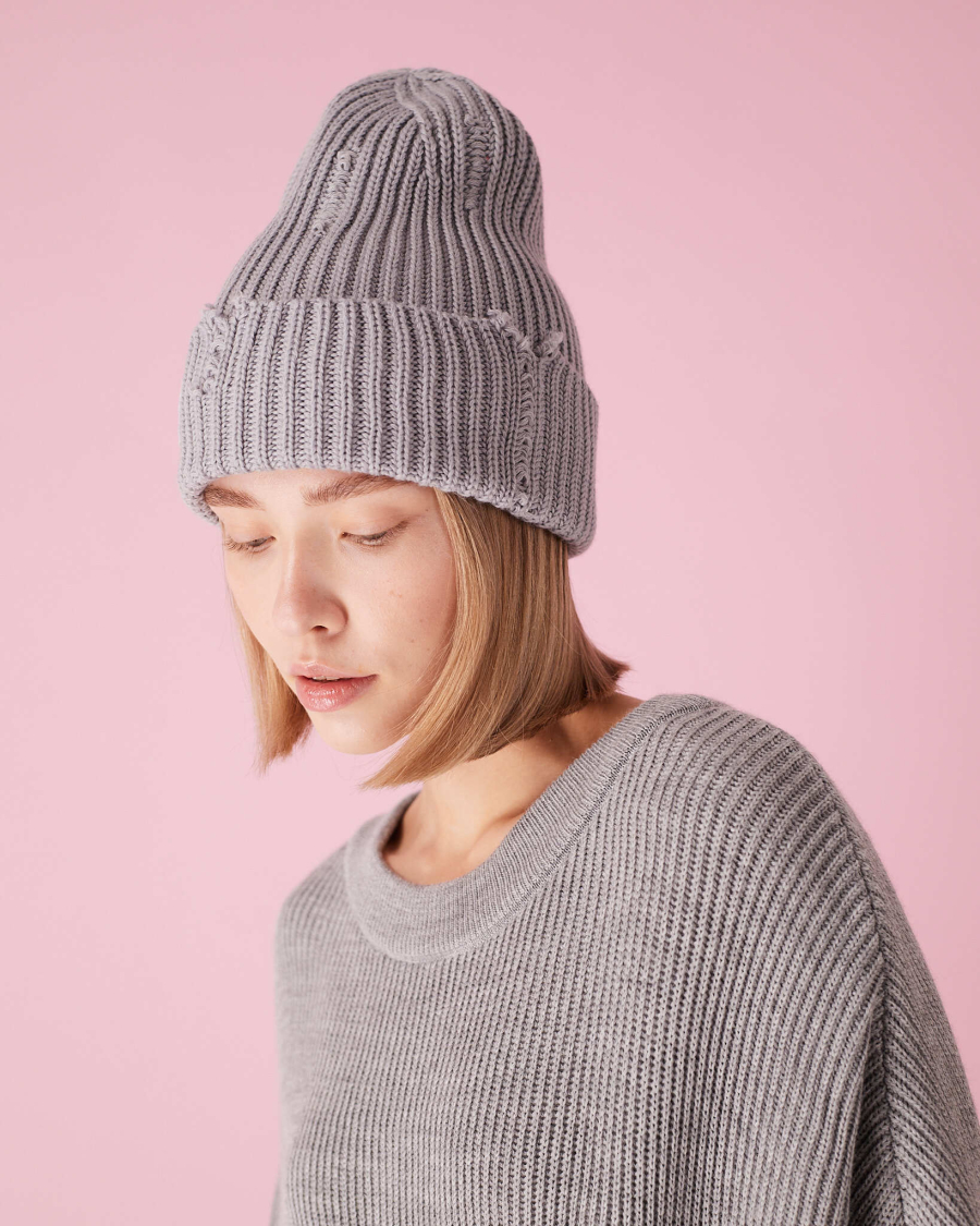 Шапка рваная TABOO, цвет: серый 1010hat-1 | новая мужская коллекция купить онлайн