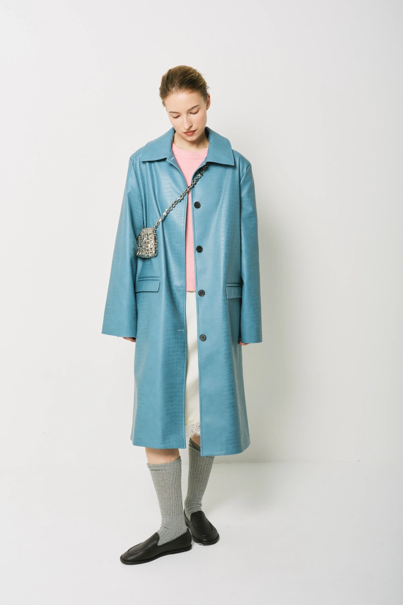 Тренч удлиненный из экокожи с эффектом тиснения Ricoco, цвет: синий, 7049/1 купить онлайн