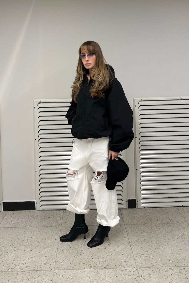 Джинсы рваные (белые) Label .B, цвет: белый, Jc.18.4.3659.0325/2WH купить онлайн