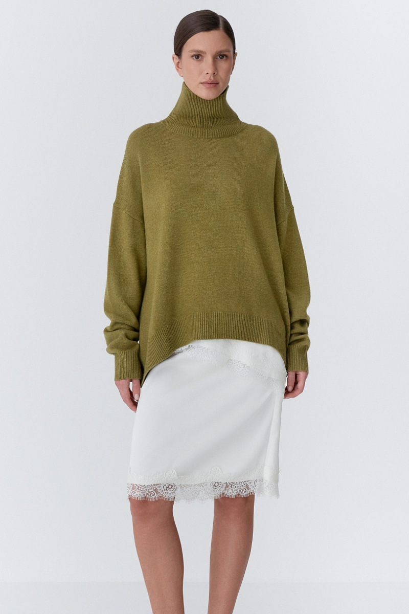 Свитер с шерстью оверсайз