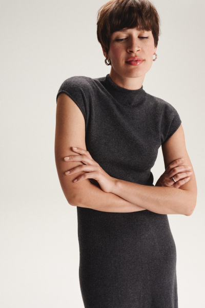 Платье трикотажное миди SAGAS, цвет: серый, 6100102 купить онлайн