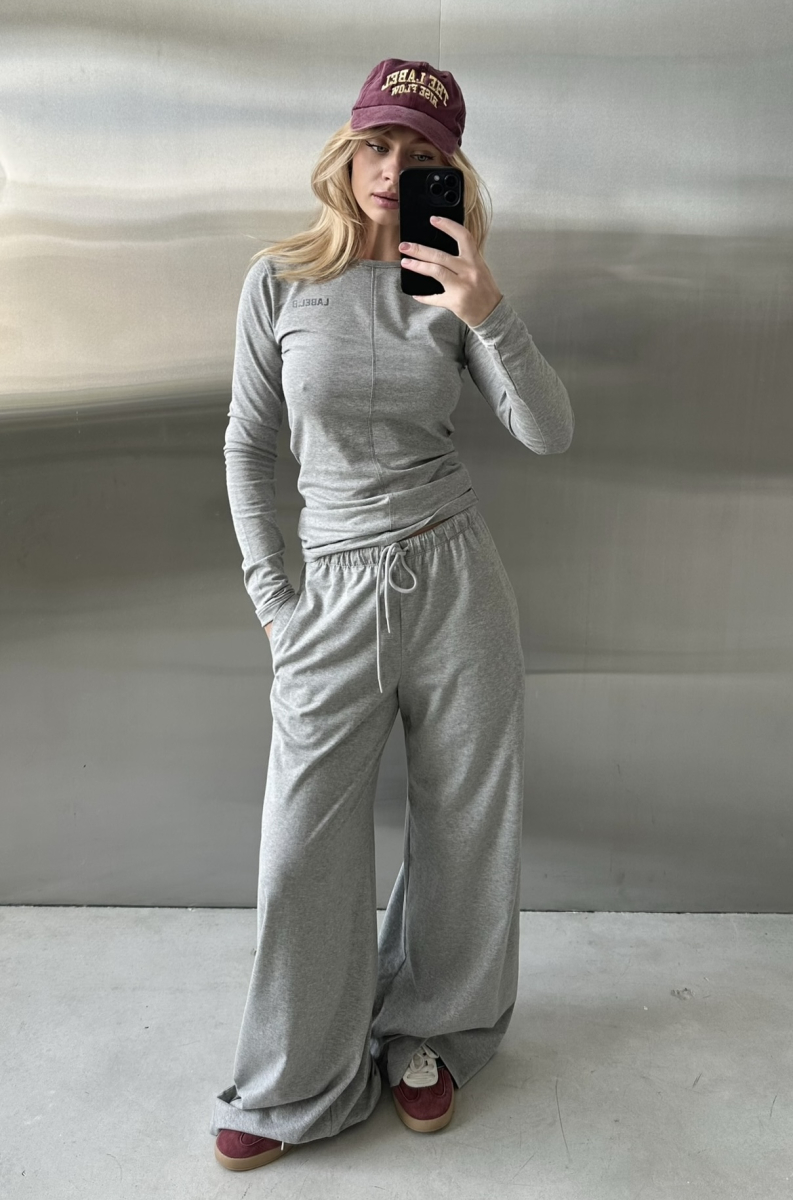 Брюки широкие