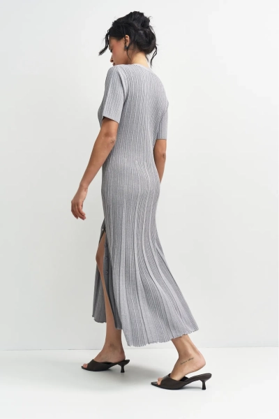 Платье трикотажное на пуговицах Erist store, цвет: серый, НФ-00003312 купить онлайн