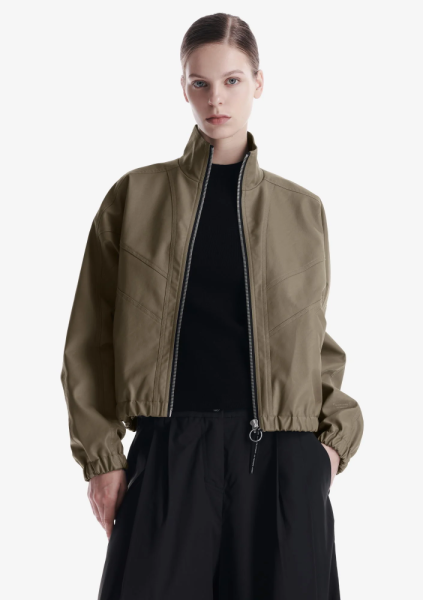 Бомбер из экокожи