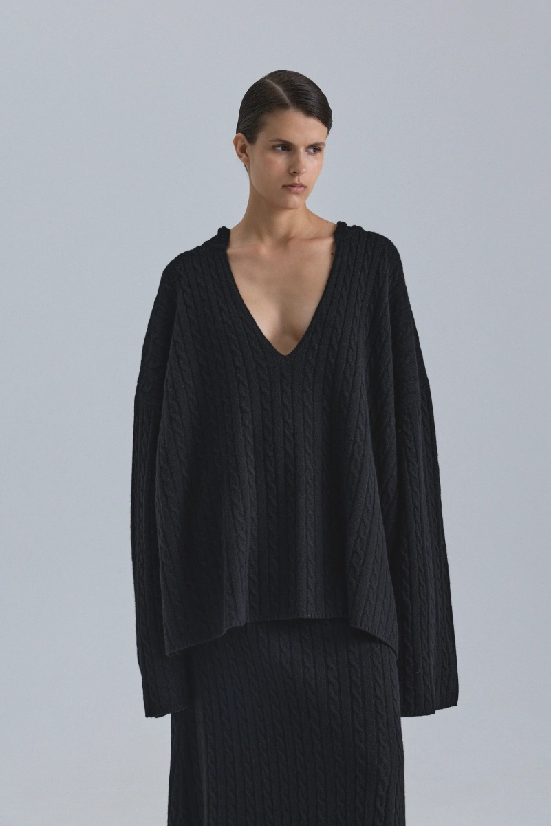 Худи OPORA Mankova, цвет: Черный, FW24/25-04 купить онлайн
