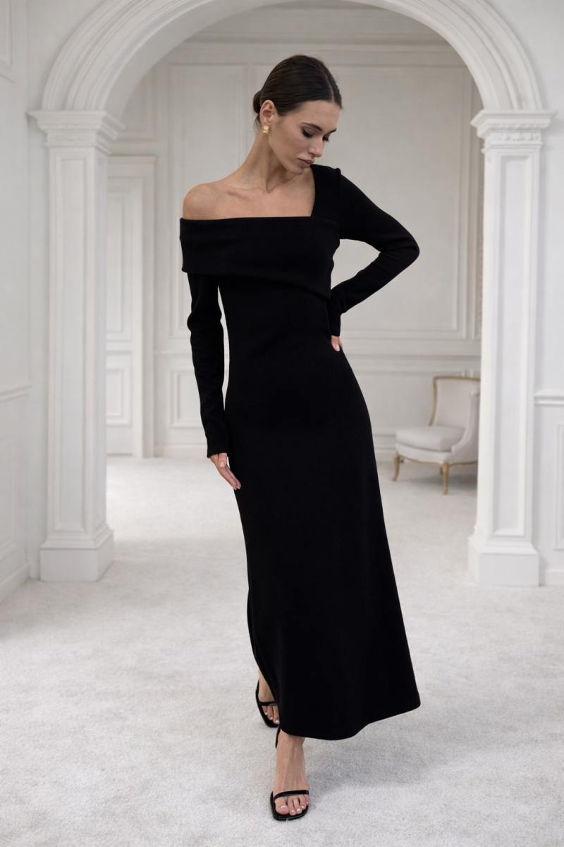 Платье миди с открытым плечом