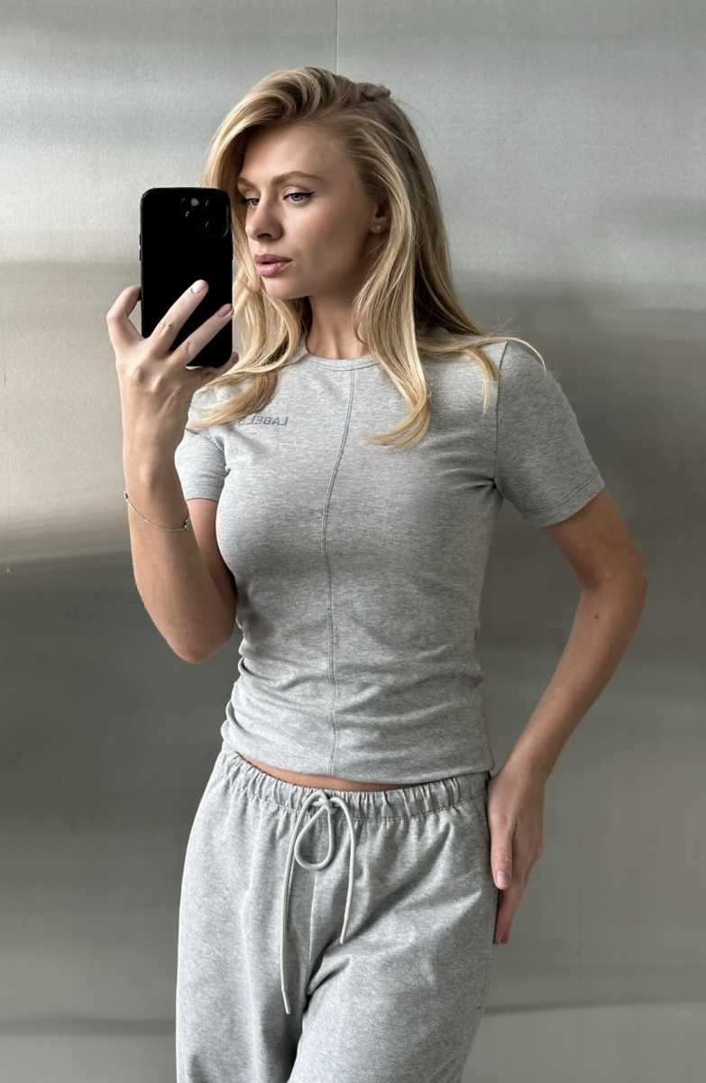 Футболка Слим-фит