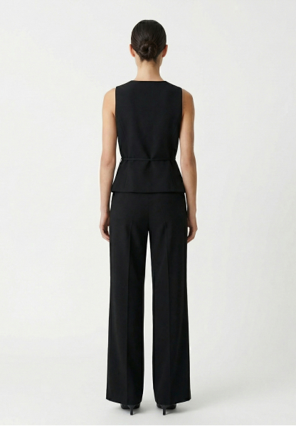 Жилет на запах из костюмной ткани REFERT, цвет: Черный, 05-4144/1-2511 купить онлайн