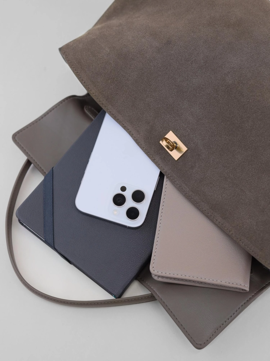 Сумка SANDRA MEDIUM brand salad, цвет: suede taupe J-704-PHR 7895 купить онлайн