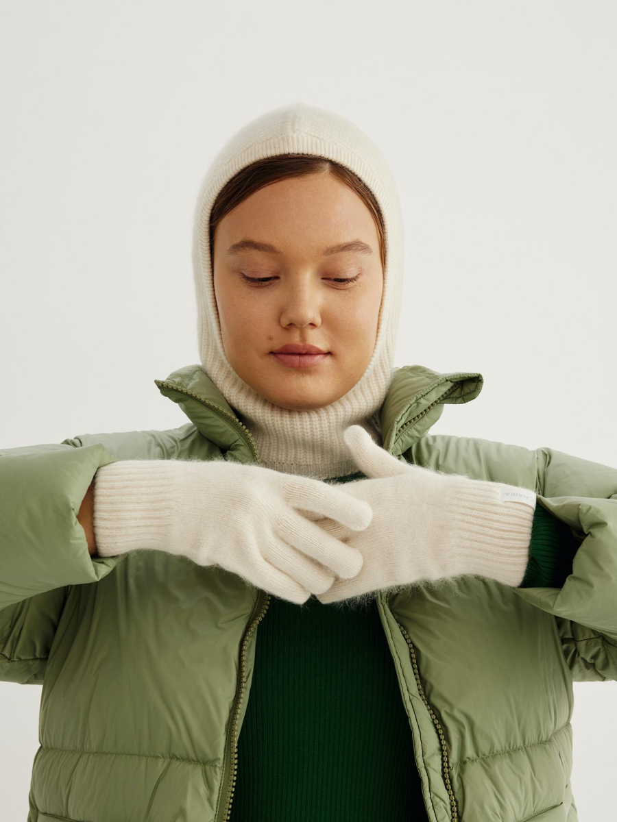 Перчатки с пухом енота Chaika, цвет: Светло-бежевый PR-5 купить онлайн