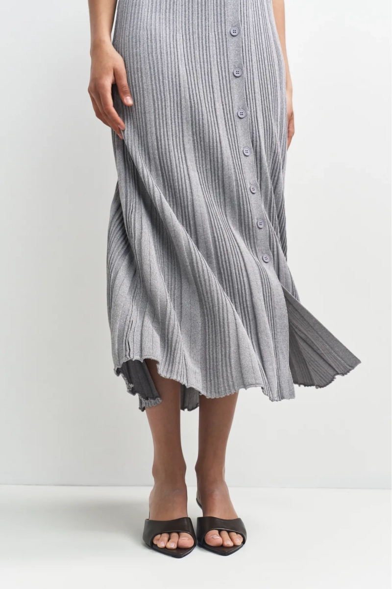 Платье трикотажное на пуговицах Erist store, цвет: серый, НФ-00003312 купить онлайн