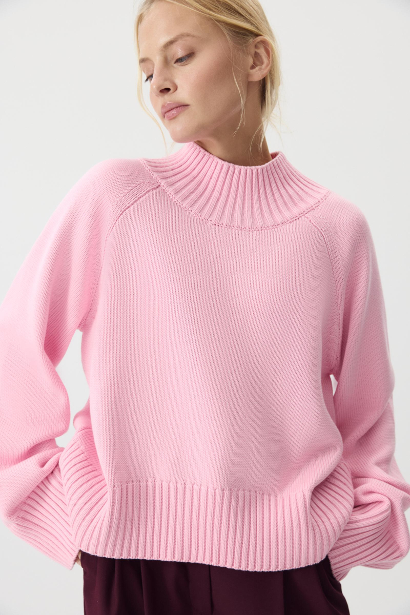 Свитер с широкой стойкой из хлопка Charmstore, цвет: розовый, 303-41486-221 купить онлайн