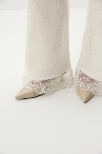 Брюки с ажурным кружевом Charmstore, цвет: молочный, 301-50081-111 купить онлайн