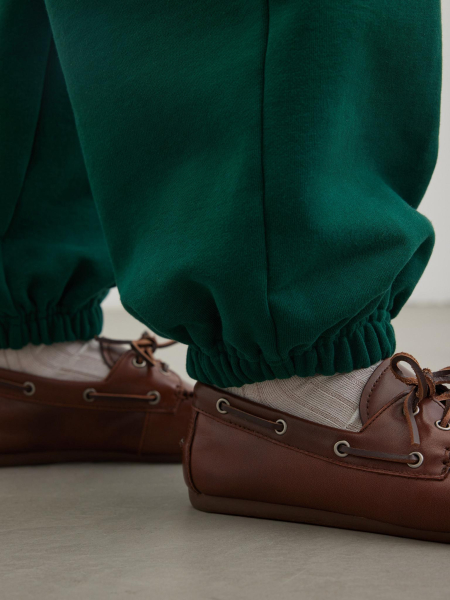 Брюки футер с вышивкой Chaika, цвет: зеленый, SS26PA13-80 купить онлайн