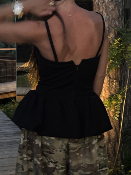 Топ Hailey bl