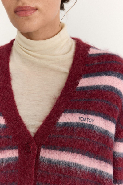 Пушистый кардиган с принтом «полоска» TOPTOP, цвет: бордовый с принтом, TT.051.18371.331 купить онлайн