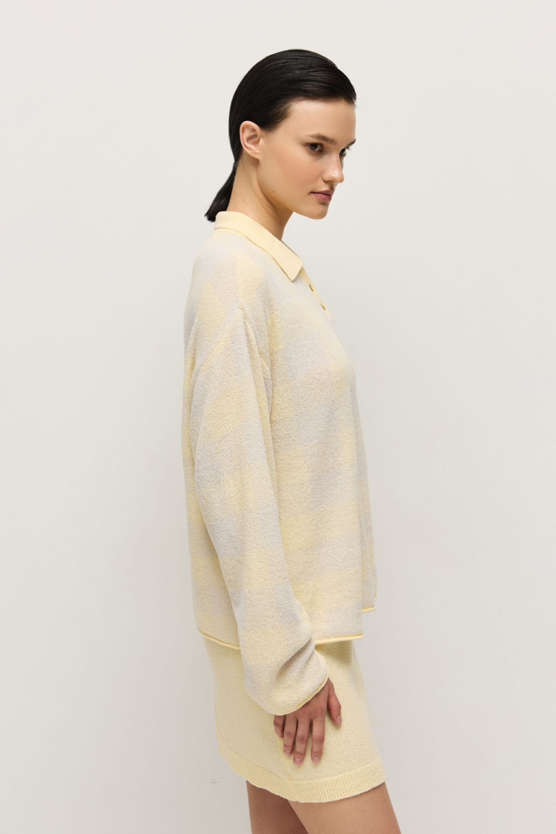 Поло из хлопковой махры в клетку AROUND, цвет: масло, 219_142CN02 купить онлайн