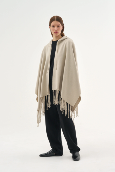 Пончо с капюшоном