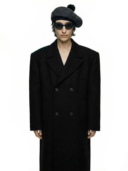 Берет с помпоном