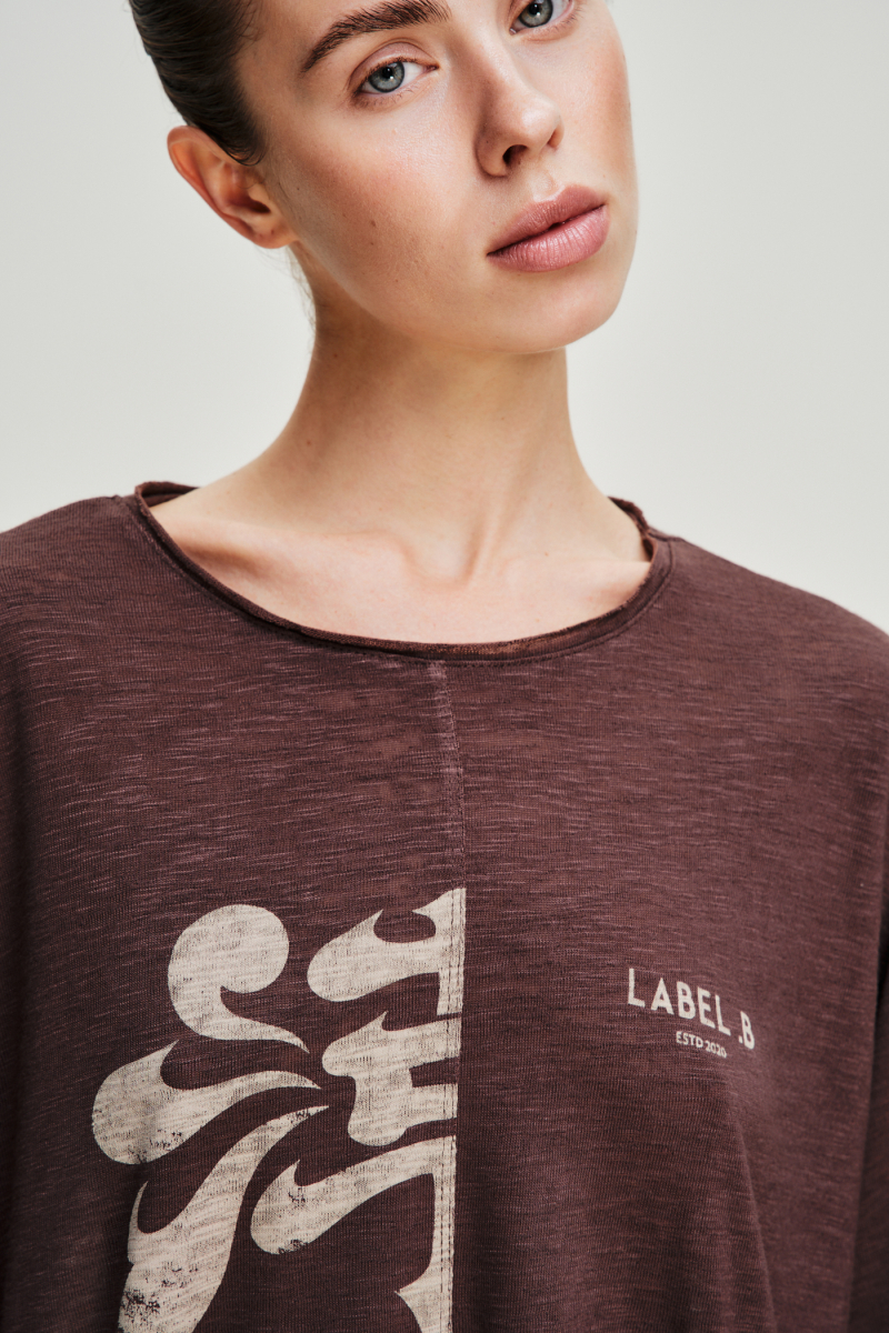 Футболка удлиненная тонкая Label .B, цвет: коричневая, Tp.04.5.88/2BRN купить онлайн