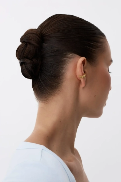 Серебряная серьга-кафф «Культурный код» SBLESKOM, цвет: позолота, 21960 купить онлайн