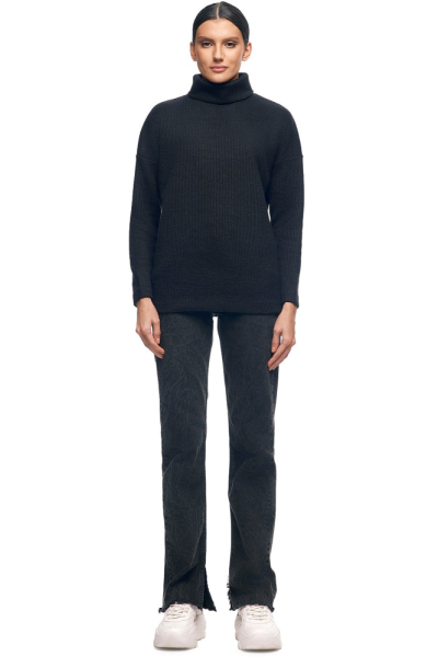 Свитшот удлиненный спущенный рукав