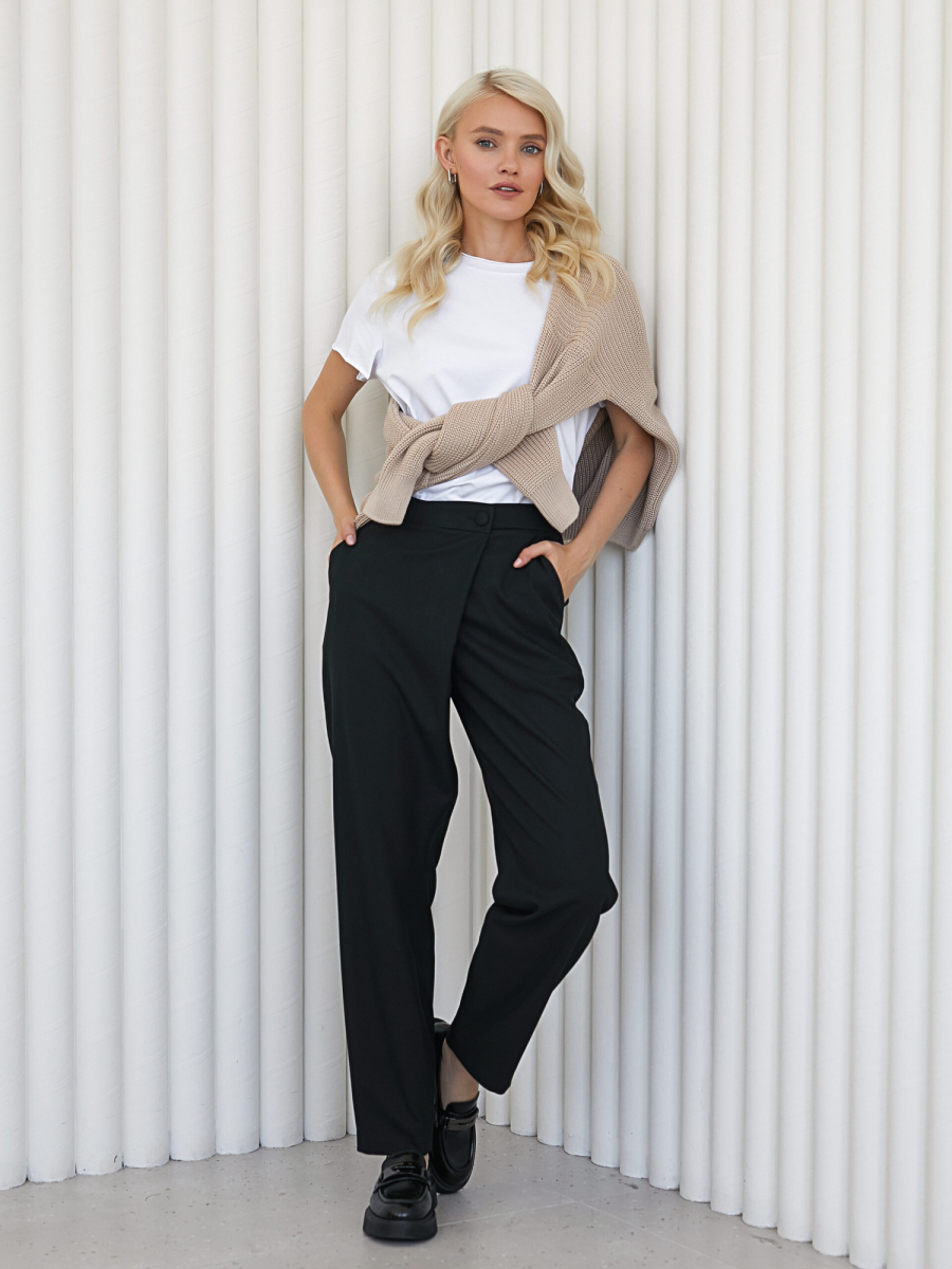 Брюки с ассиметрией