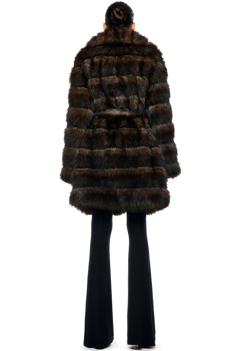 Шуба удлинённая с поясом SODAMODA, цвет: коричневый, 15793 купить онлайн