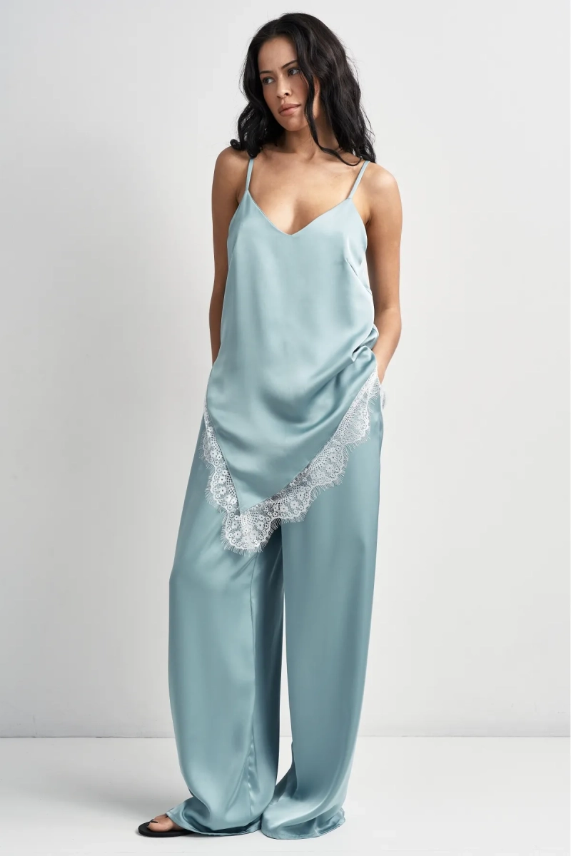 Брюки атласные