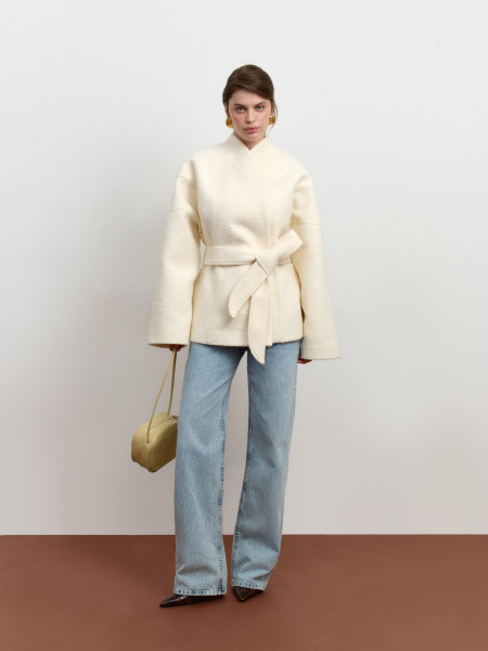 Пальто укороченное приталенного силуэта Mollis, цвет: молочный, 17-01-3812/1 купить онлайн