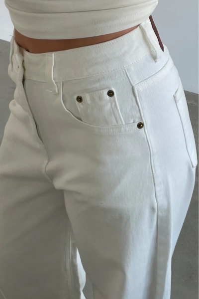 Джинсы свободные Erist store, цвет: белый, НФ-00003367 купить онлайн