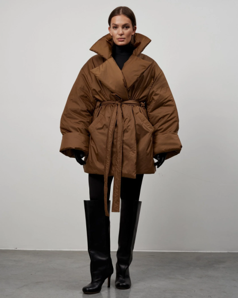 Пуховик PUFFER COAT SHORT TOFFEE