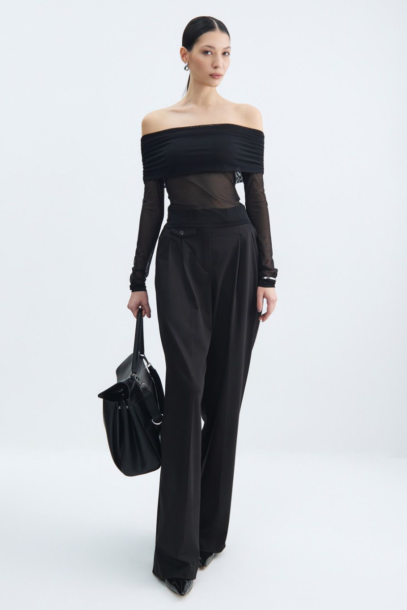 Блуза с открытыми плечами TOPTOP, цвет: Черный, TT.020.17121.900.02525 купить онлайн