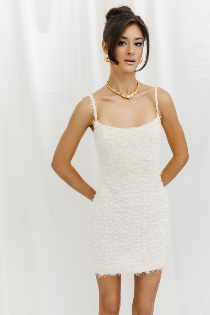 Платье из шифона с лепестками мини