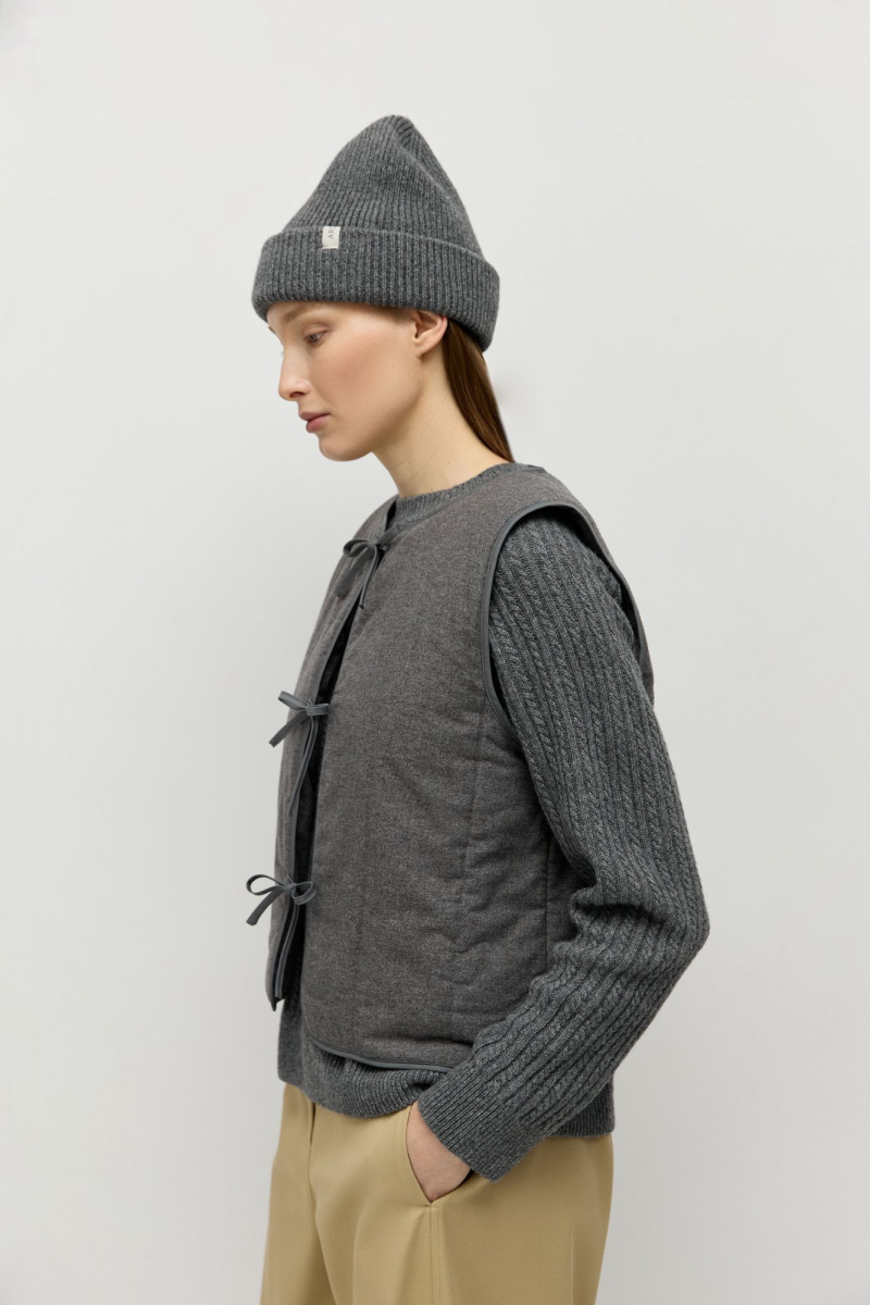 Жилет стеганый из фланели AROUND, цвет: графит, 212_39C03 купить онлайн