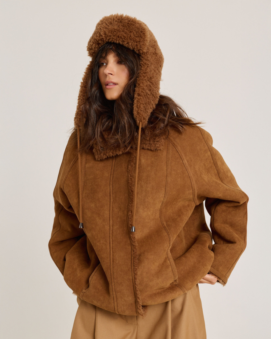 Шапка из мериноса BROWN Anmuse, цвет: коричневый ACC25W202-BRN купить онлайн