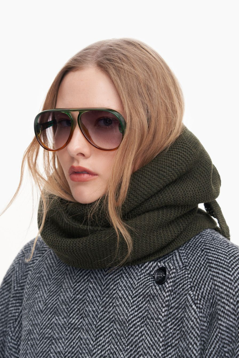 Косынка из смесовой шерсти мериноса